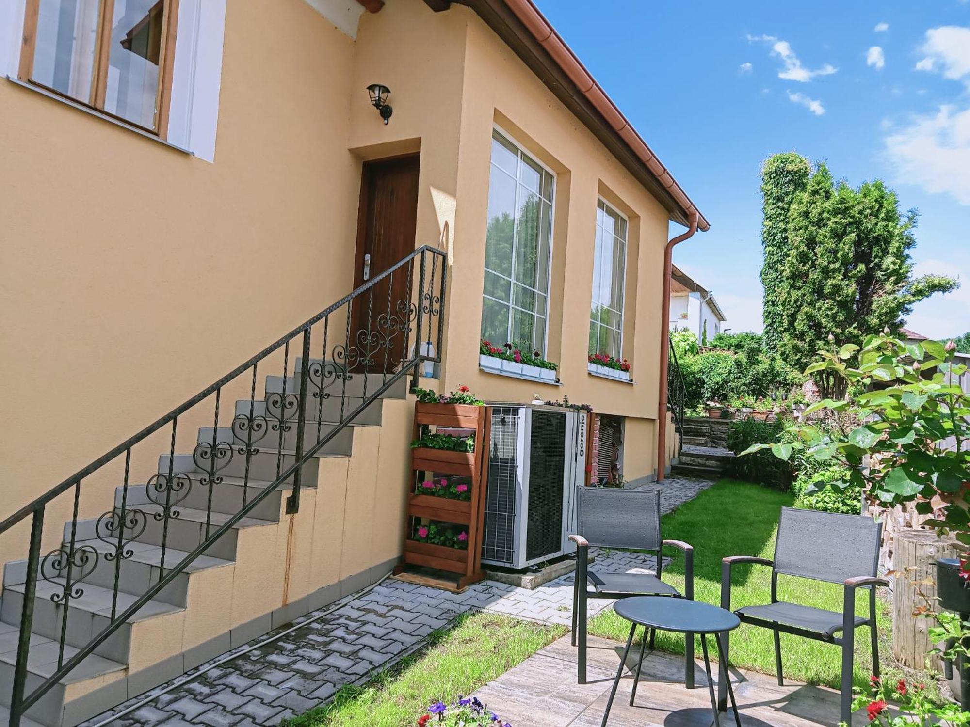 Apartment Apartman Kacov Kácov